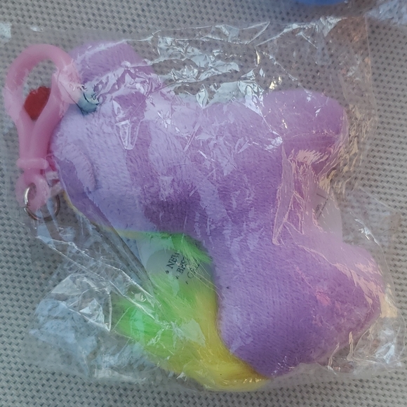 UNICORN  KEYCHAIN - Picture 6 of 8